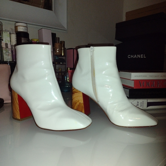 ON HOLD ♡ Christian Louboutin Hilconico 85 White Patent Leather Boots 39.5 - Picture 13 of 16